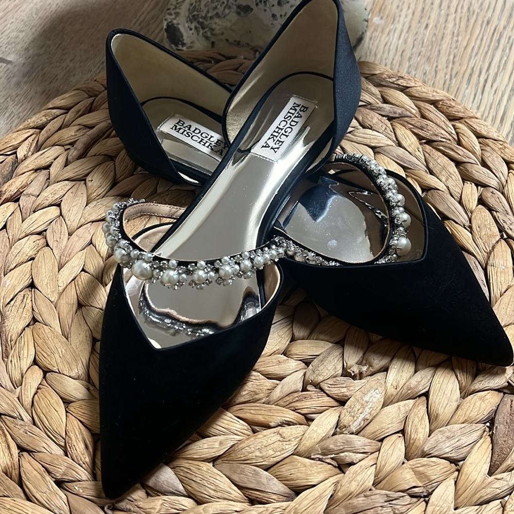 NWOT Natalia Flat Shoes size 8